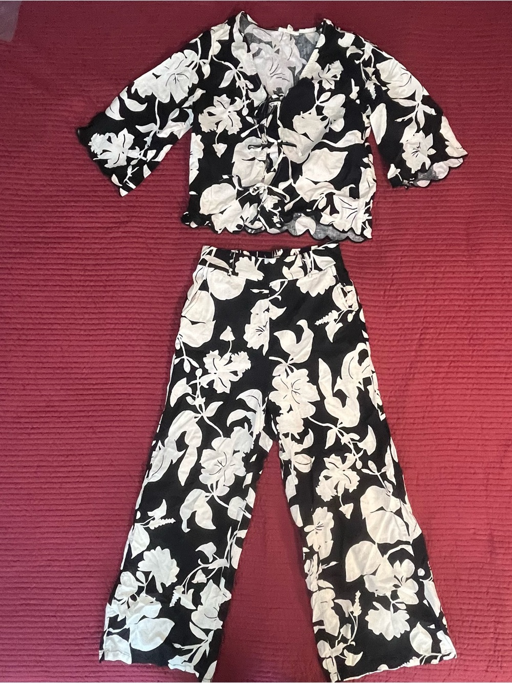 Christian Siriano NY Black White Floral 2-Piece Set Crop Top Wide Leg Pants - S